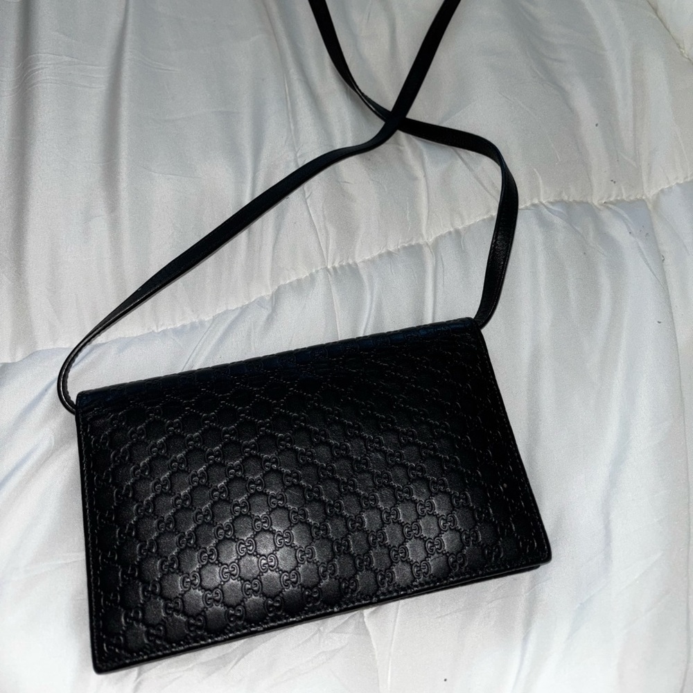 GUCCI WALLET WITH STRAP